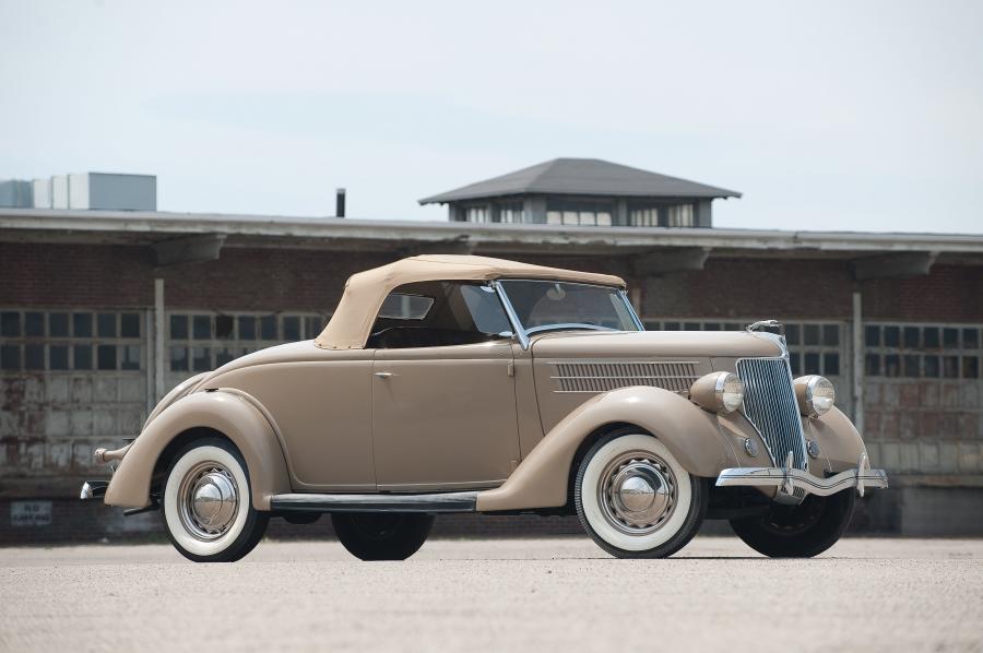  Ford DeLuxe Rumble Seat Roadster 1936 года  (фото 1 из 5)
